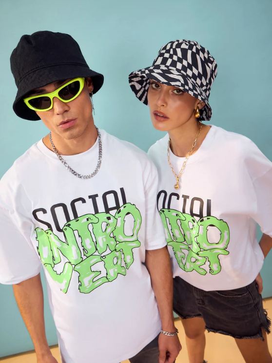 SOCIAL INTROVERT UNISEX OVERSIZED TSHIRT