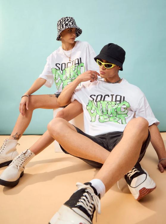 SOCIAL INTROVERT UNISEX OVERSIZED TSHIRT
